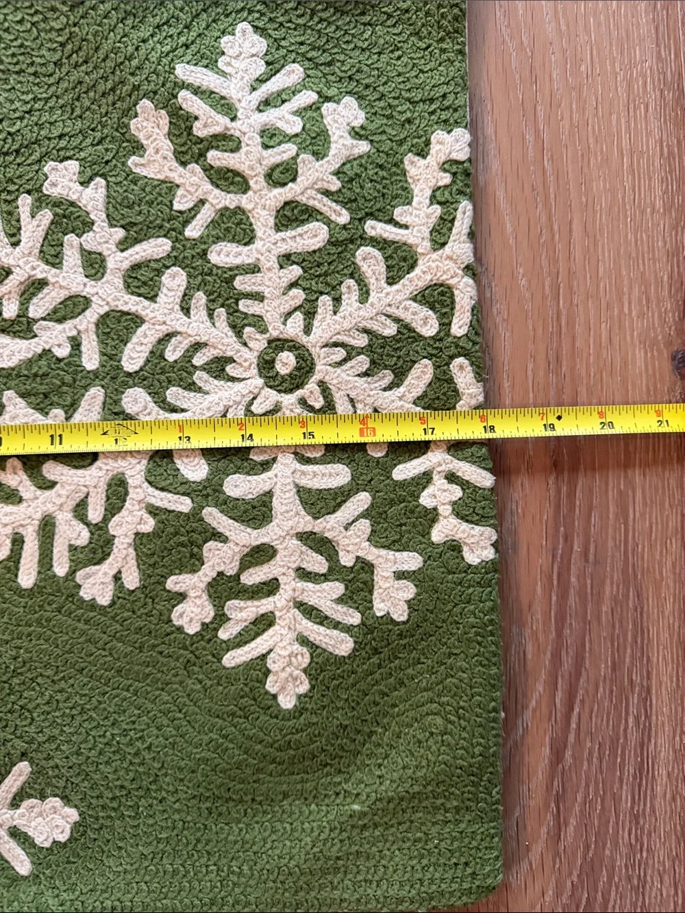 Pottery Barn 2 Holiday Snowflake Throw Pillow Cover - Green and Cream